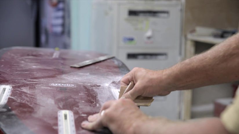 How to Remove a Damaged Fin Box Correctly